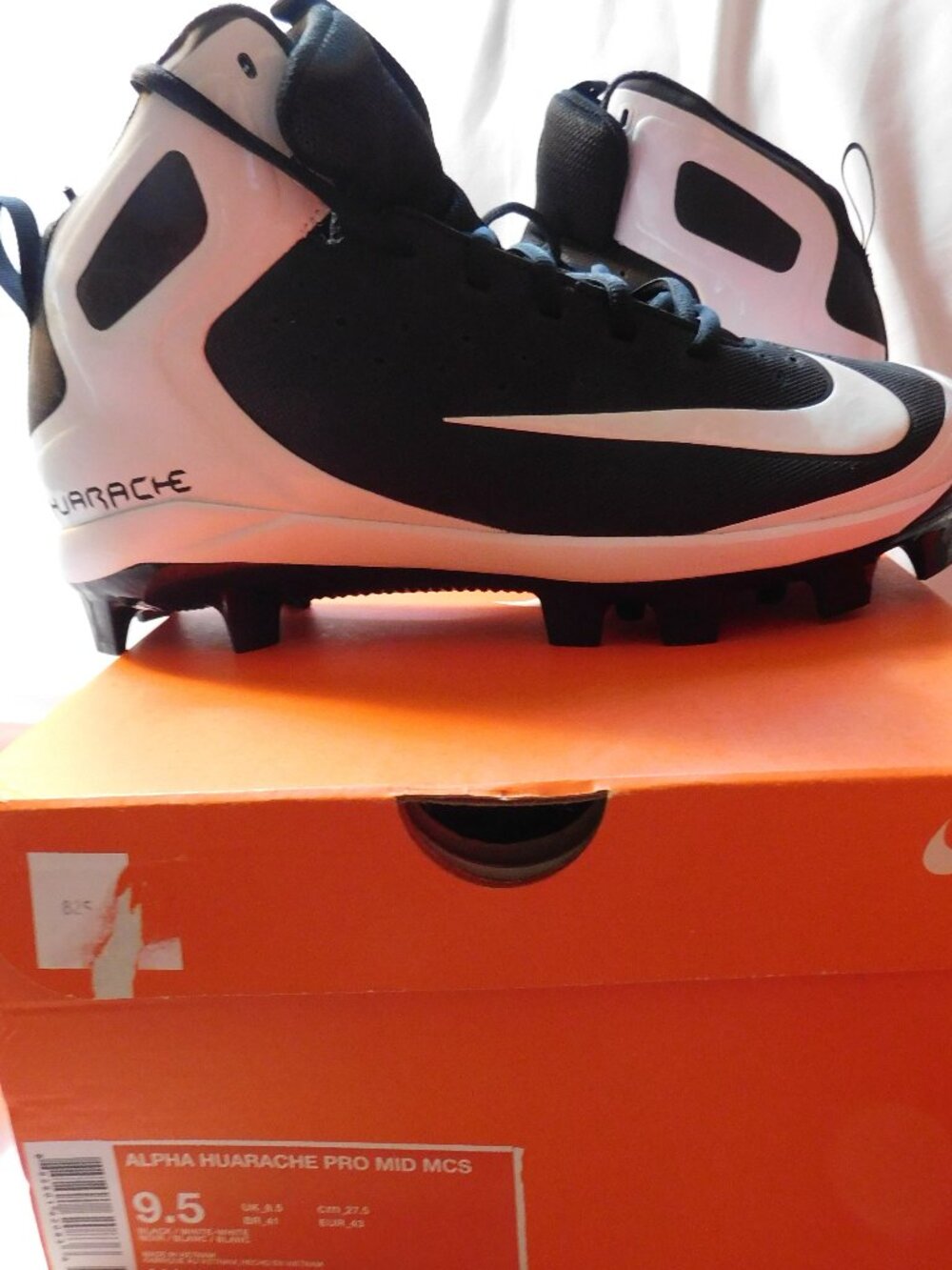 Nike Huarache Pro Mid Cleats Size Men's 9.5 New in Box